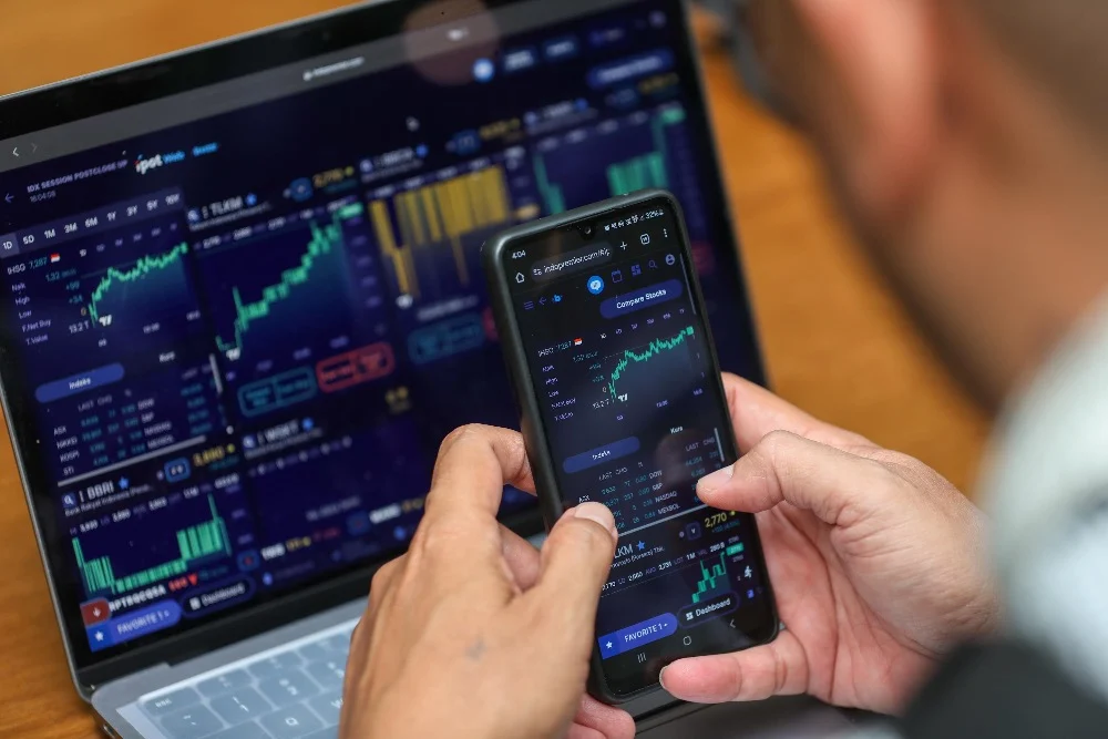 Ini Barisan Saham Melejit Ratusan Persen saat IHSG Tembus 7.500